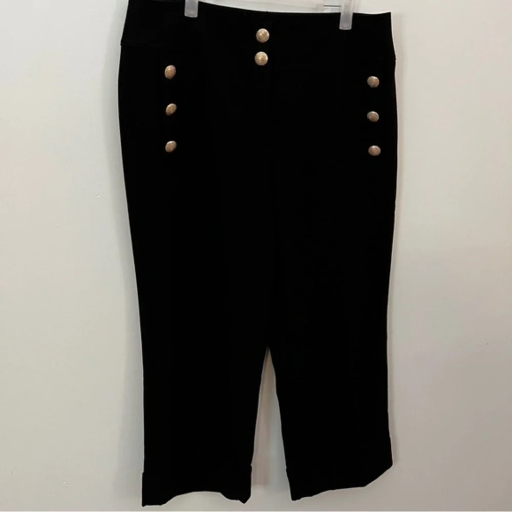 Chico's Black Style Navy Capris with Gold Buttons